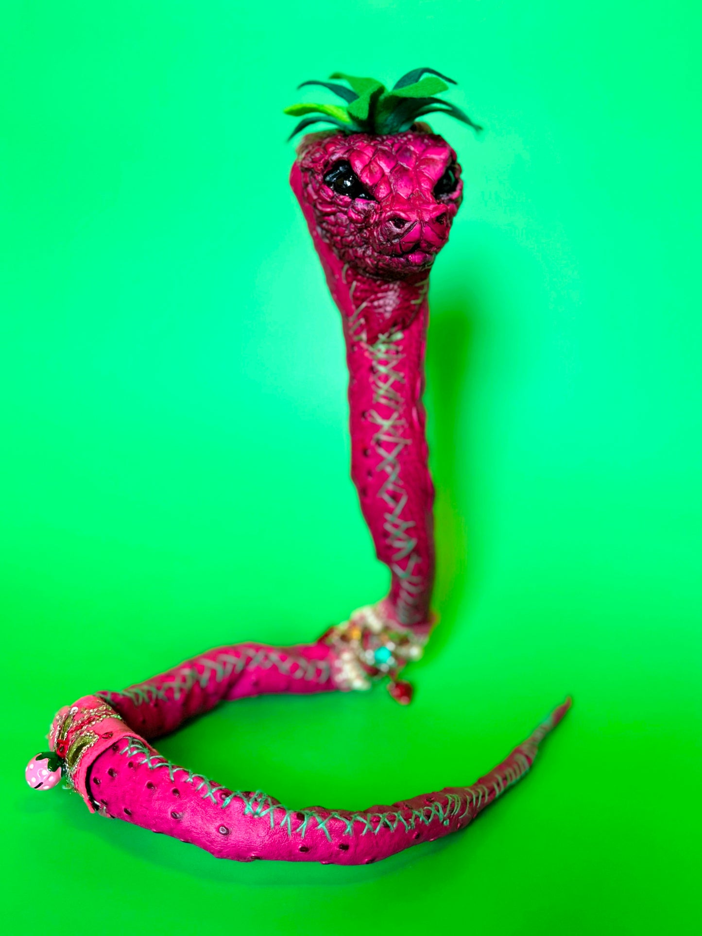 Strawberry Snake I Poppet