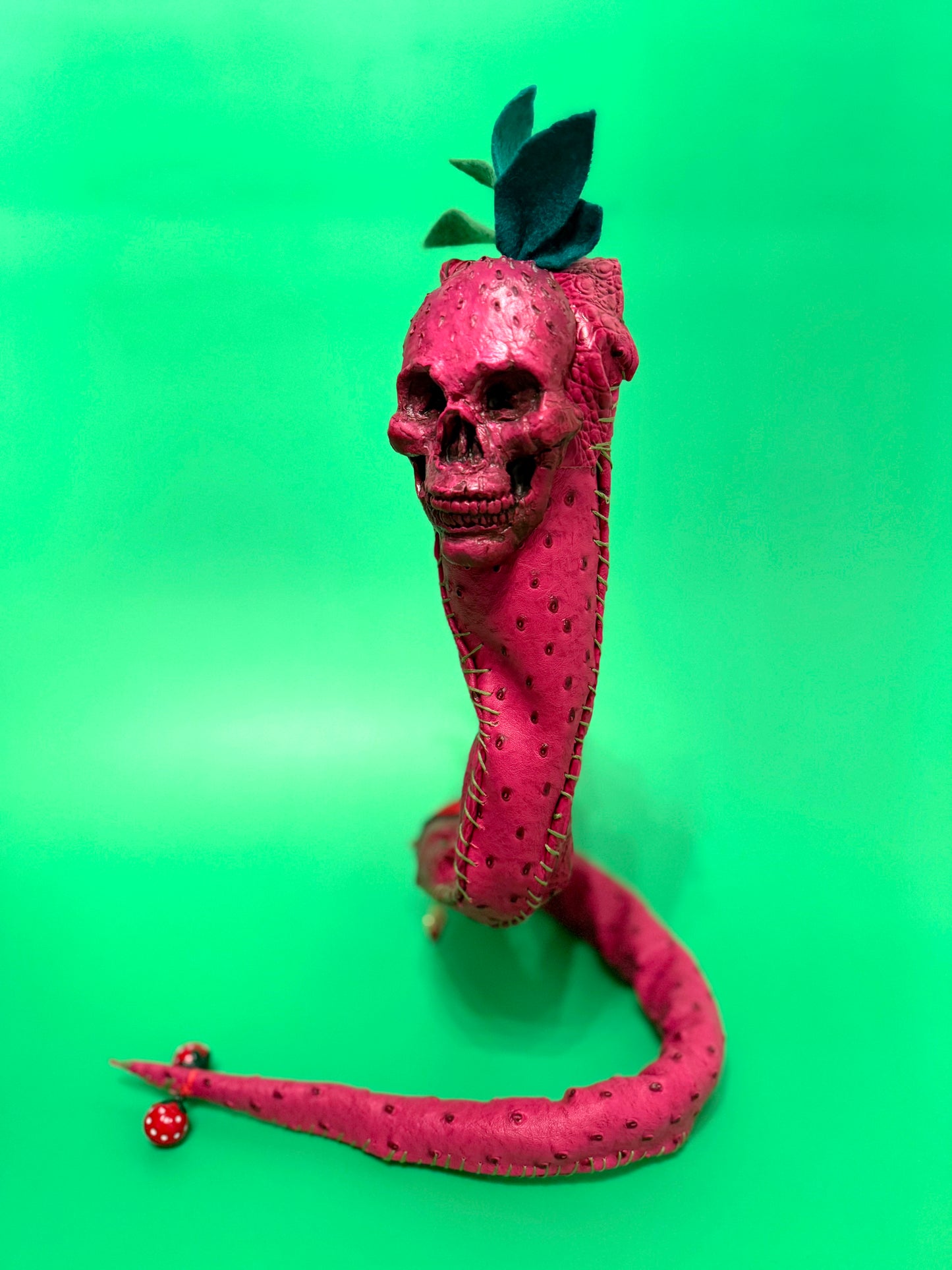 Strawberry Snake II Poppet